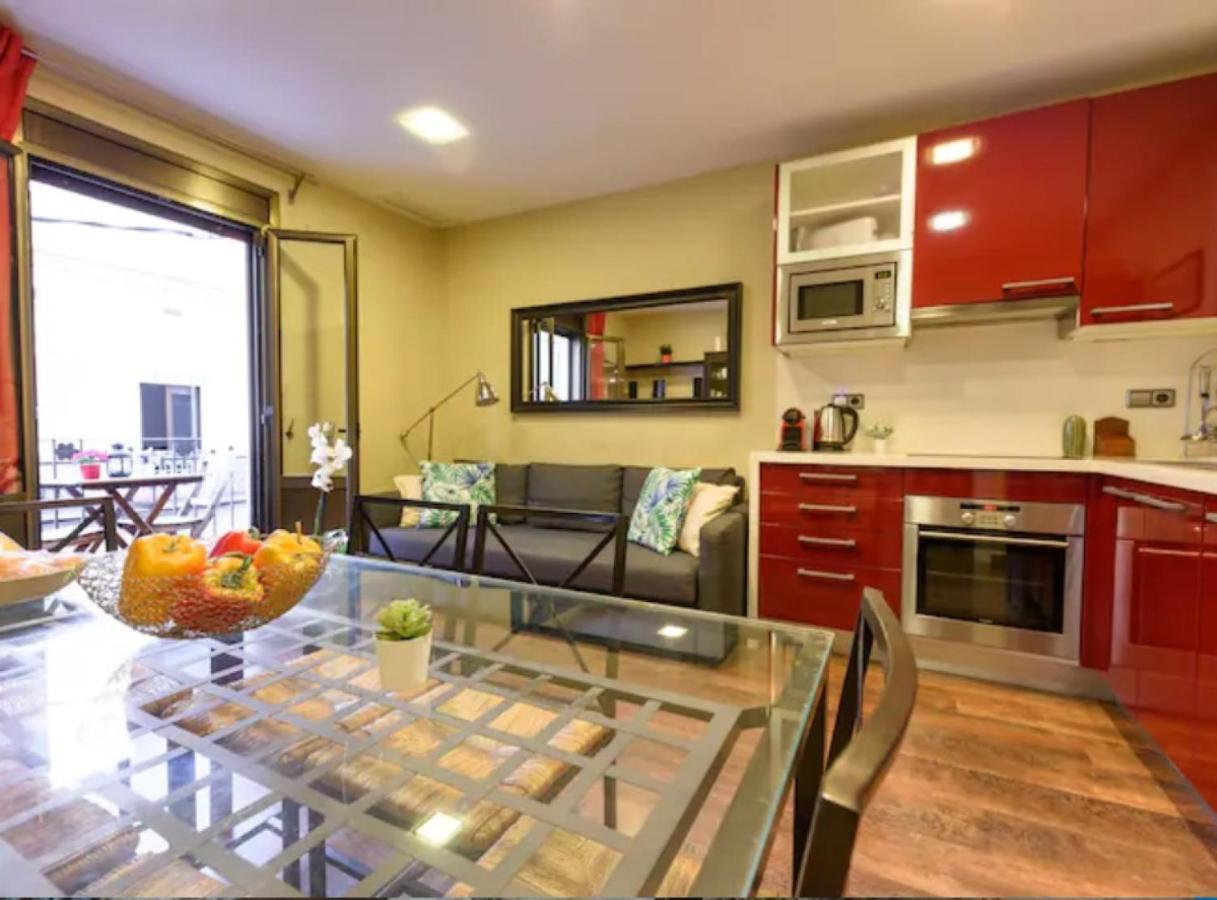 Ramblasrentals Cozy Renovated 2Br With Balcony Lift 20M Rambla - Parking - Wifi Barcelona Exterior foto