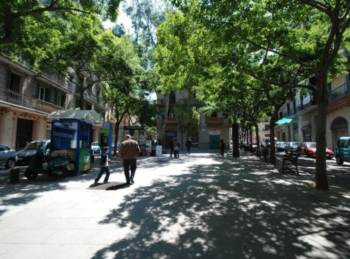 Ramblasrentals Cozy Renovated 2Br With Balcony Lift 20M Rambla - Parking - Wifi Barcelona Exterior foto