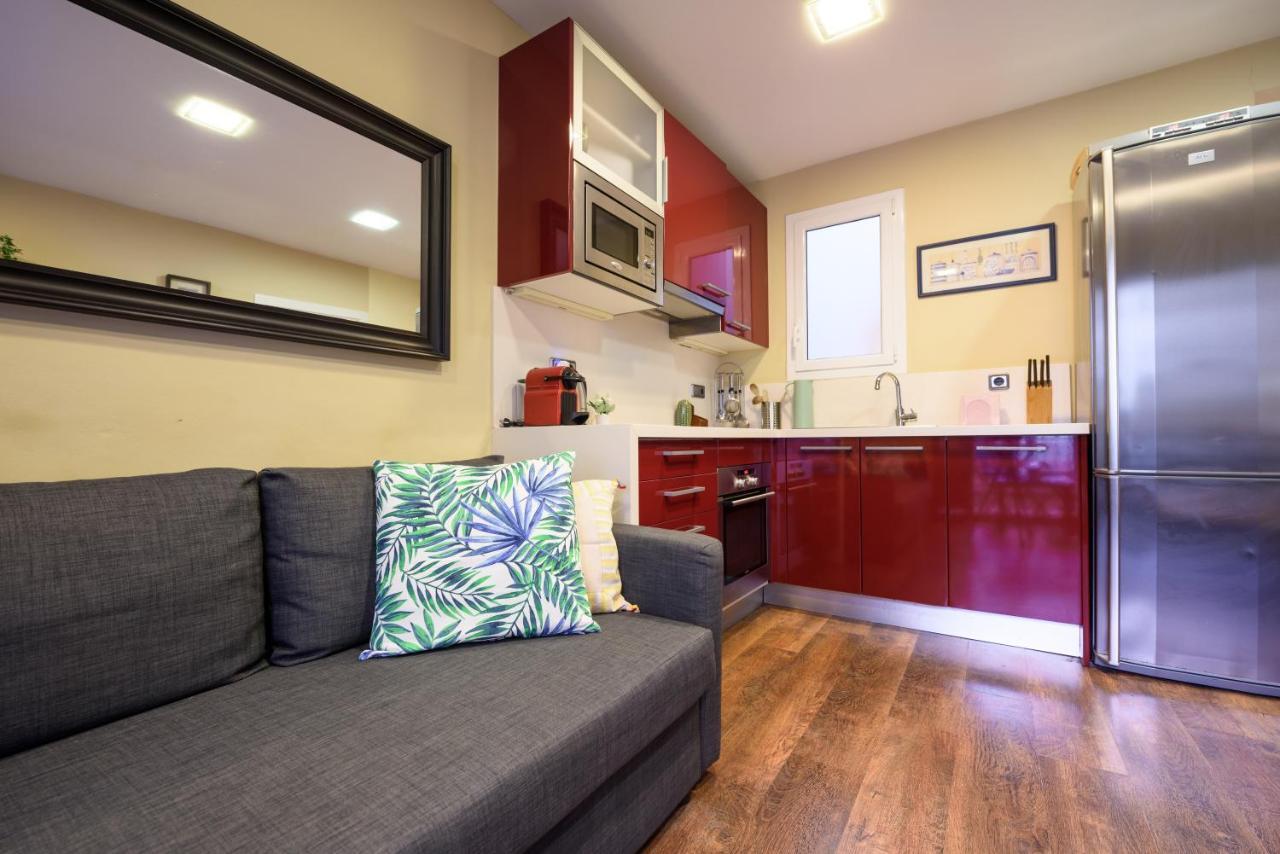 Ramblasrentals Cozy Renovated 2Br With Balcony Lift 20M Rambla - Parking - Wifi Barcelona Exterior foto