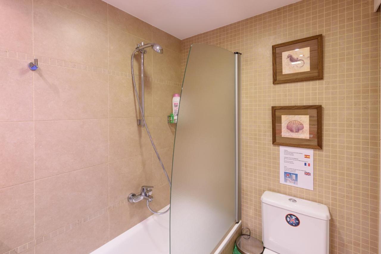 Ramblasrentals Cozy Renovated 2Br With Balcony Lift 20M Rambla - Parking - Wifi Barcelona Exterior foto